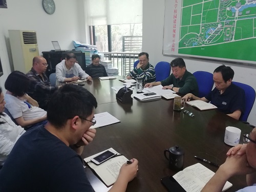 基建处4月19日下午在学术交流中心B201会议室召开教育思想大讨论专题会，由张繁处长主持，主题：以大运村建设为契机，平赛结合，补足短板 (3).jpg